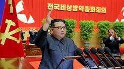 Βόρεια Κορέα: Ο Κιμ Γιονγκ Ουν «νίκησε» τον κορωνοϊό – Νόσησε και ο ίδιος