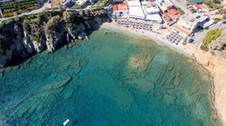Αγία Πελαγία: Του ζήτησαν να φύγει από την παραλία επειδή δεν είχε μετρητά