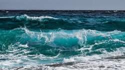 Συνεχίζονται τα μελτέμια την Τρίτη στην Κρήτη