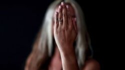 Kατακαταγγέλλει τον εργοδότη της για απόπειρα βιασμού 