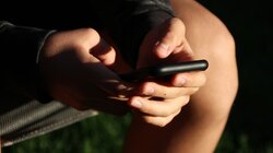 Έφηβοι, Social Media