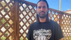 Γιώργος Σαμαράς: Οι ευχές για τα 100 χρόνια του ΟΦΗ με σπέσιαλ μπλουζάκι