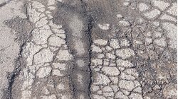 Πλατεία Σινάνη Λακκούβες