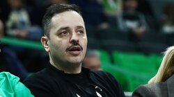 Αλέξανδρος Τσουβέλας: Κατέβηκε η ανάρτηση που έκανε για τον Χριστό, «να σας χαίρεται η μαμά σας» απάντησε