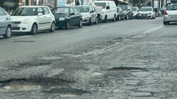 Λακκούβες, Λεωφόρος Ικάρου