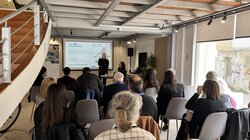 Περιφέρεια Κρήτης: Στο επίκεντρο η ενίσχυση των εξαγωγών και της ανταγωνιστικότητας των Μικρομεσαίων Επιχειρήσεων