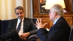 Μητσοτάκης, Τασούλας