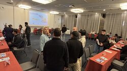 Πλοηγός, Εστίαση, Συνεντεύξεις