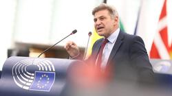 Νίκος Φαραντούρης