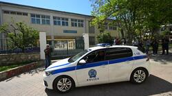 Γυμνάσιο Χαϊδαρίου, Πτώση, Μαθήτρια