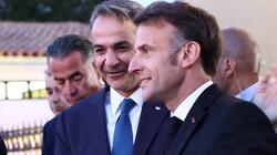 Μακρόν σε Μητσοτάκη: «Αν απειληθείτε από την Τουρκία, θα είμαστε εδώ»