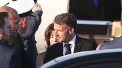 Εμανουέλ Μακρόν, Άφιξη