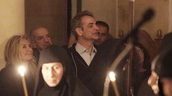 Στην Περιφορά του Επιταφίου στα Χανιά ο Κυριάκος Μητσοτάκης