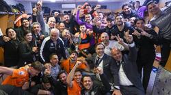 ΟΦΗ: Το πάρτι στα αποδυτήρια