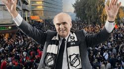 Μόνον ο Ανδρέας Παπανδρέου έλειπε από την Πλατεία!