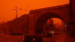 Καιρός: Μέχρι πότε θα μείνει η αφρικανική σκόνη στην Κρήτη - Ο καιρός την Πέμπτη