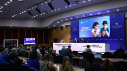 Social συνέντευξη τυπου