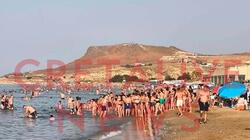 Καρτερός, Παραλία, Συνωστισμός