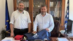 Προσφορά απινιδωτών και προπλασμάτων εκπαίδευσης από τον Αντιπεριφερειάρχη Λασιθίου