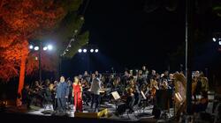 Το κρητικό κοινό αποθέωσε την Κρατική Ορχήστρα σε "Γκουβερνιώτισσα" και Χανιά