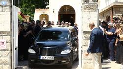 Κηδεία Λ. Καριέρε