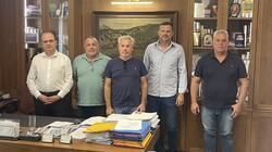 Γιώργης Μαρινάκης, Τρίτεκνοι, Συνάντηση