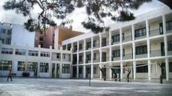 Ρέθυμνο: Δωρεάν στάθμευση στα προαύλια σχολείων
