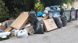 "Σωρός από τα ογκώδη, έξω από τους κάδους, στις Πατέλες"