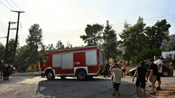 Πυρκαγιά: Ασθενείς μεταφέρθηκαν για προληπτικούς λόγους στο «Αττικόν»