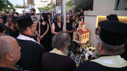 Ηράκλειο: Συγκίνηση στο τρισάγιο στη μνήμη του Νικήστρατου – Έκλεισαν το δρόμο για τον αδικοχαμένο νεαρό