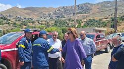 Στις πυρόπληκτες περιοχές του Ρεθύμνου η Ντόρα Μπακογιάννη