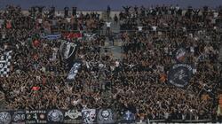 Τι ωραία που τεντώνει το σεντόνι - Τρομερή ατμόσφαιρα στο Παγκρήτιο από τον κόσμο του ΟΦΗ (φωτογραφίες)