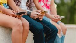 social media efivoi