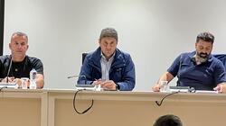 Λευτέρης Αυγενάκης, Συνάντηση, Επιτραπέζιο Σταφύλι