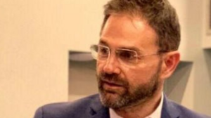 Ο Σταύρος Μπαλάσκας έβγαλε τα ρούχα του στον "αέρα" του Πρωινού - Η αντίδραση του Λιάγκα