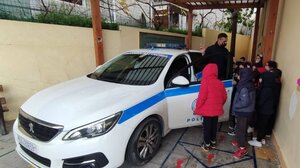 Με τους μαθητές των Βασιλειών το "ποδαρικό" στις ενημερώσεις της Τροχαίας