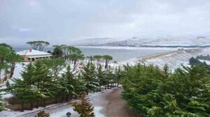 Σοβαρά προβλήματα από τη χιονοθύελλα που έπληξε πολλές περιοχές του Λιβάνου