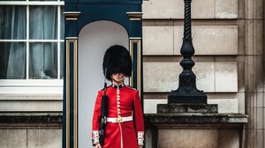 Το φαγητό που απαγορεύει η βασίλισσα Ελισάβετ στα ανάκτορα