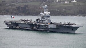 Στη Μεσόγειο το αεροπλανοφόρο "Charles de Gaulle" τον Φεβρουάριο