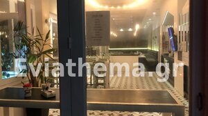 Συναγερμός στη Χαλκίδα από φωτιά σε κατάστημα εστίασης