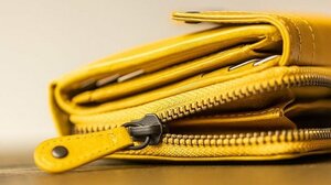 Ακρίβεια: Δεν ψωνίζουν και δεν αποταμιεύουν τα νοικοκυριά 