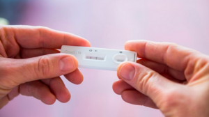 Ο φόβος μπροστά από τις...δύο γραμμούλες και το πραγματικό δώρο