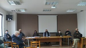 Κοινός στόχος η προστασία της Χρυσής παράλληλα με την συνέχιση της τουριστικής δραστηριότητας 