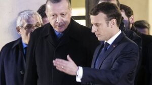 Ο Μακρόν τηλεφώνησε στον Ερντογάν – Αγωνιά για τη στάση της Τουρκίας στα Δαρδανέλια