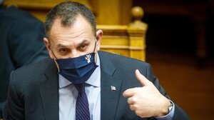 Έξαλλος ο Παναγιωτόπουλος: "Ελβετικό τυρί" οι απόρρητες πληροφορίες για τα όπλα!