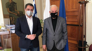 Στη Λότζια ο Μάξιμος Σενετάκης