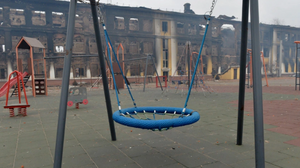 Κλιμακώνονται οι επιθέσεις - Σε κλοιό το Κίεβο, δεκάδες νεκροί