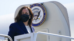 H Κάμαλα Χάρις θα μεταβεί στην Πολωνία και τη Ρουμανία, την ανατολικη πτέρυγα του ΝΑΤΟ