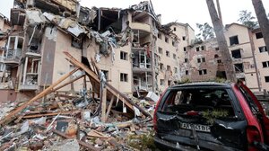 Συνεχίζονται οι συγκρούσεις στην Ουκρανία: Υπό πολιορκία η Μαριούπολη