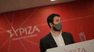 Ν. Ηλιόπουλος: "Όσο καταρρέει τόσο θα απογυμνώνονται και τα επιχειρήματα και η στρατηγική του"